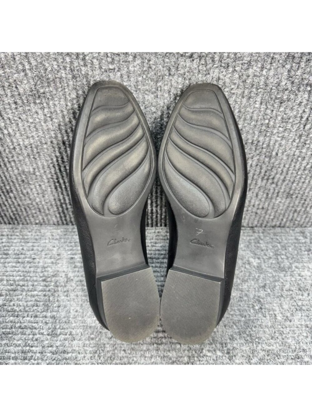 Clarks Juliet Shine Shoes Women’s 7.5 Black Leather Slip On Loafers Dress Career - Picture 9 of 10